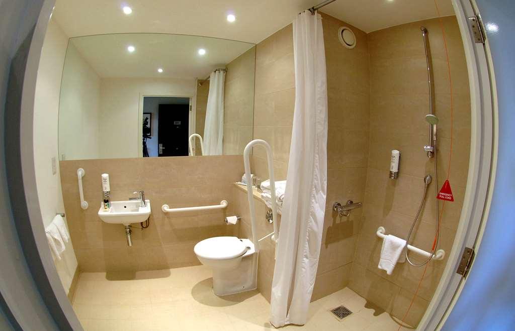 International Hotel Телфорд Стая снимка